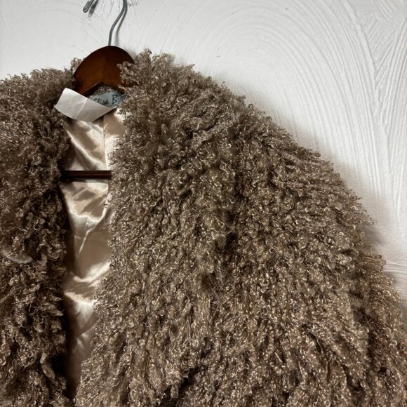 Elisa B. Faux Fur Cropped Coat Brown Satin Lined Clasp Girls Youth Kids Size 14 - Picture 2 of 7